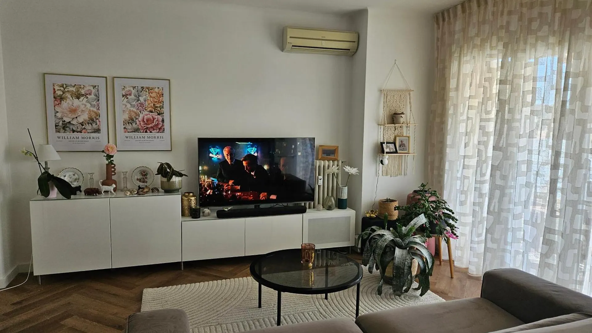 Appartement Renove Dernier Etage En Ville Et Au Calme Tolone Francia